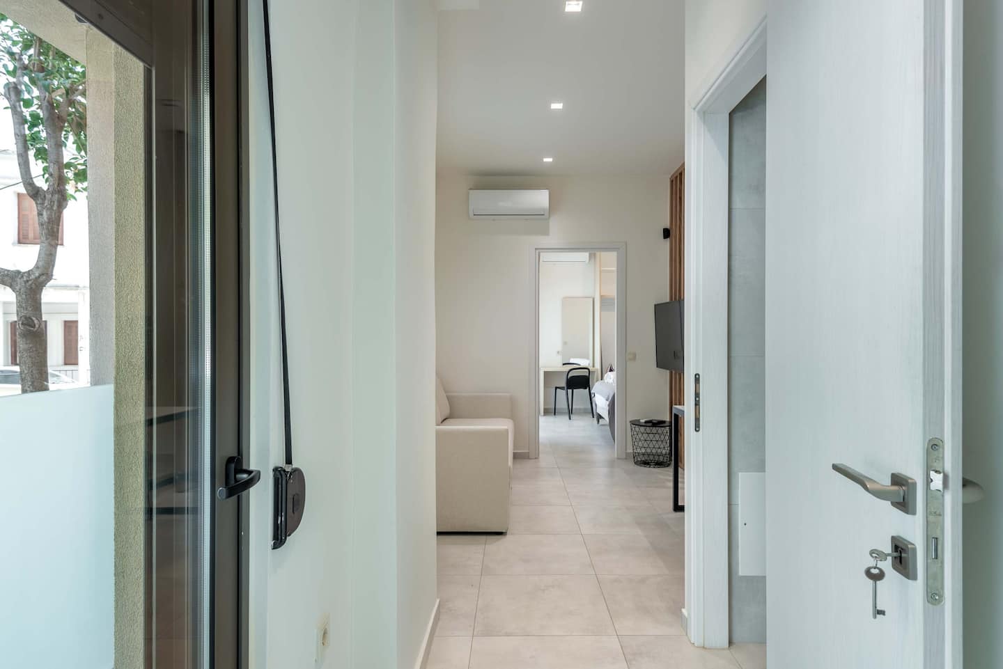 6b54493c-df70-4088-b2e9-954efe4898f2