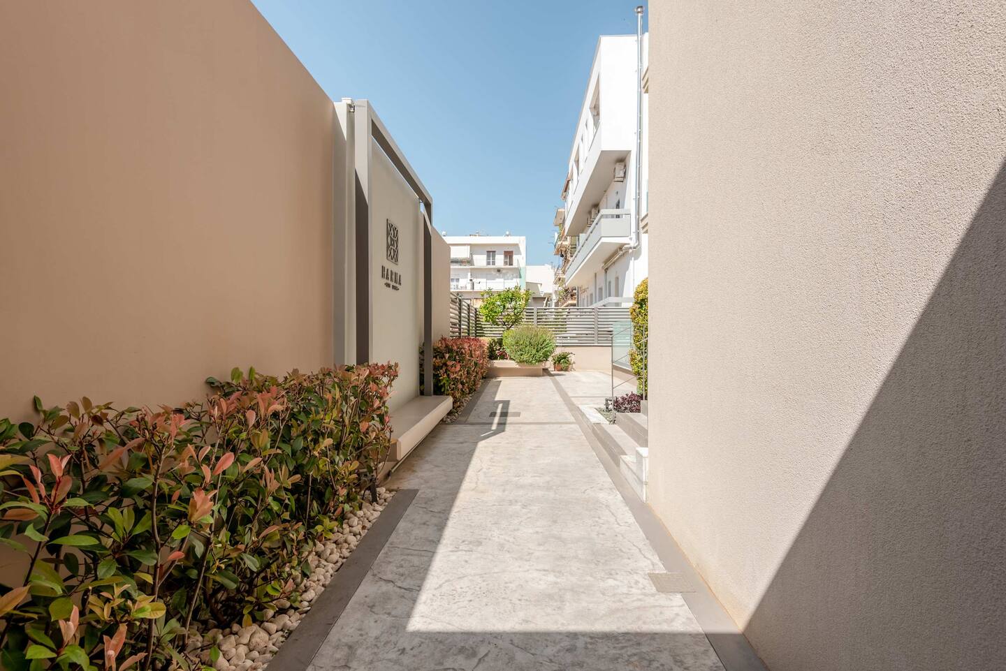 6d6083d3-9b36-4c0f-aeac-bb6c7f98c96a